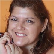 Olá. Dou aulas particulares de inglês. Sou formada em curso de Inglês